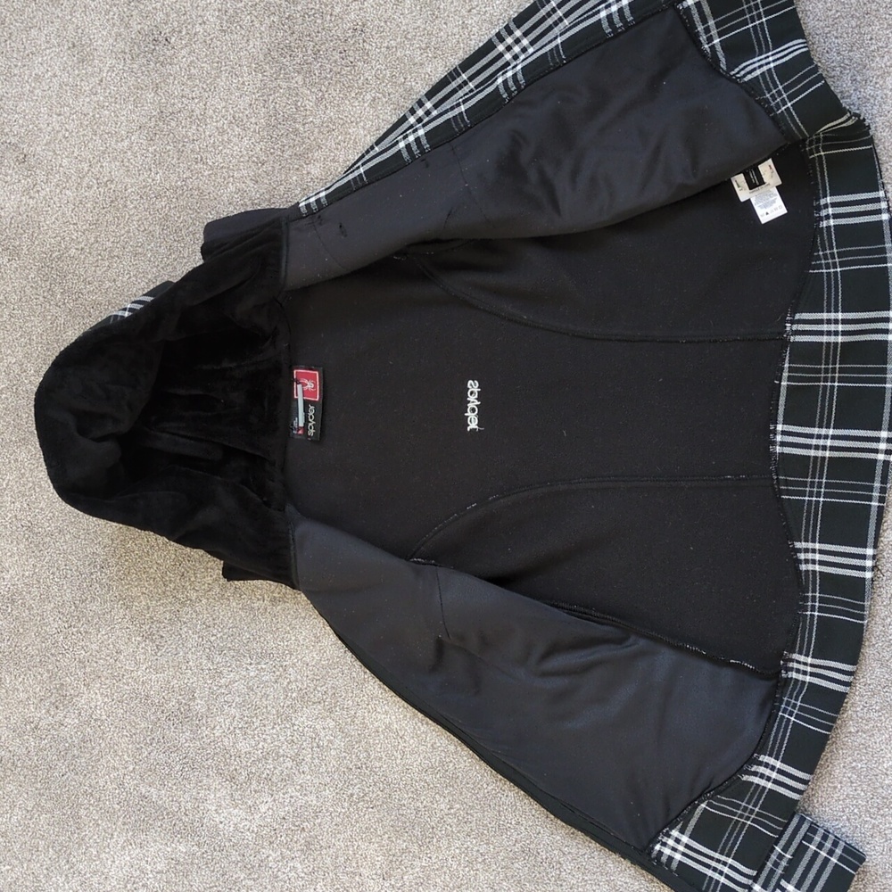 Spyder women's jacket, Medium. Black and white SUPER CUTE 😍💥🗨 - Picture 2 of 11